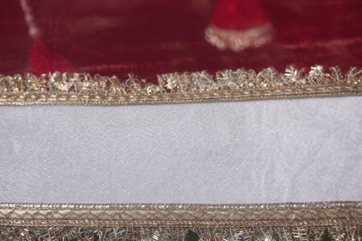 Laal Noor Bridal Entry Chadar.
