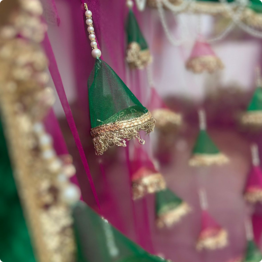 Gulabi-Mehandi Aura
